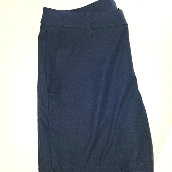Lululemon Men's Shorts True Navy Size 33 - Picture 3 of 7